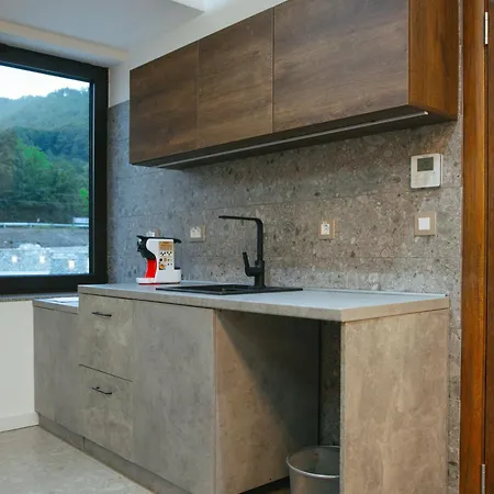 Orlovo Gnezdo * Ljubovija