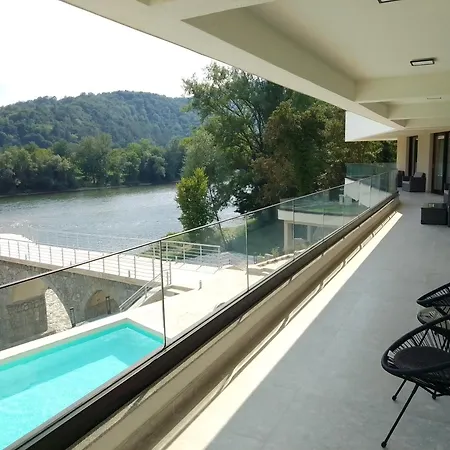 Orlovo Gnezdo Villa Ljubovija