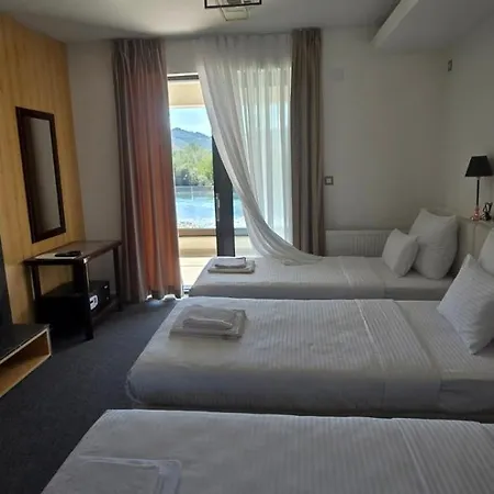 Orlovo Gnezdo Ljubovija