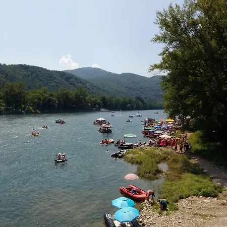 Orlovo Gnezdo Villa *